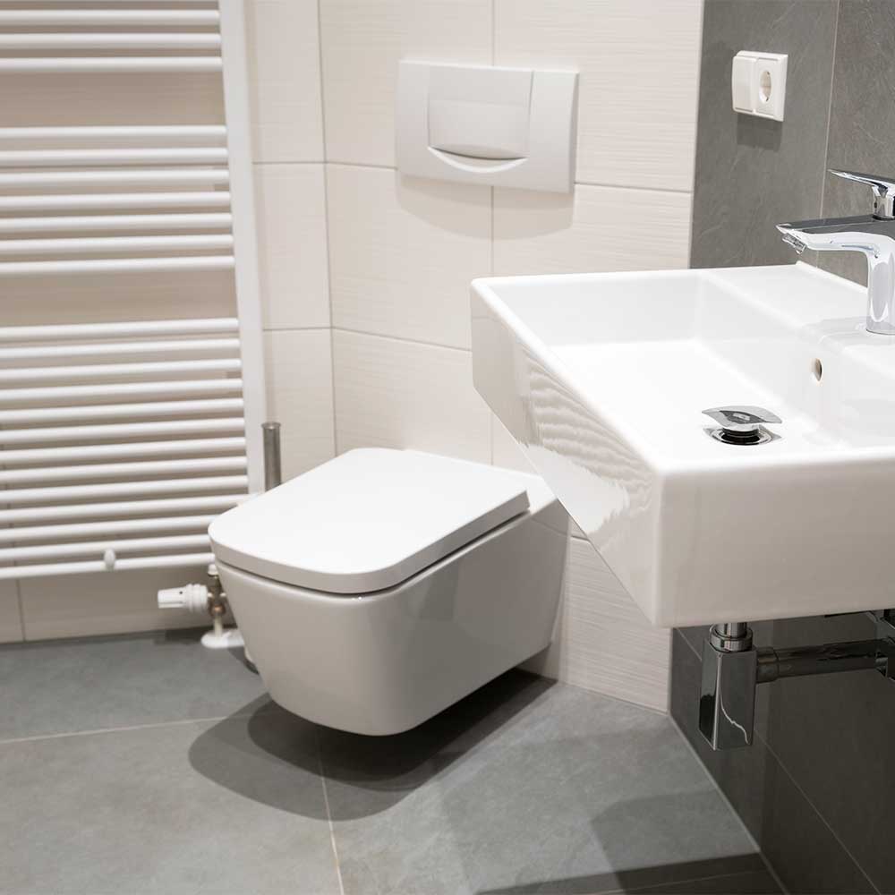 Modernes Badezimmer